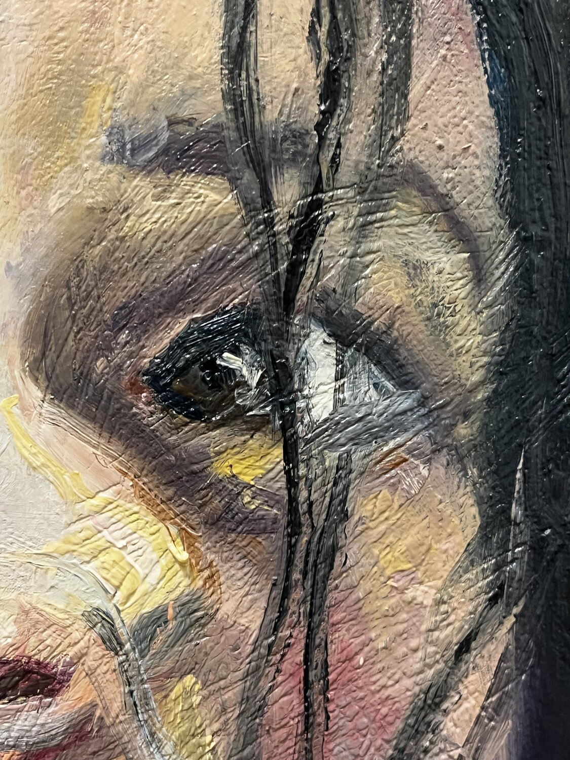 À travers la vitre