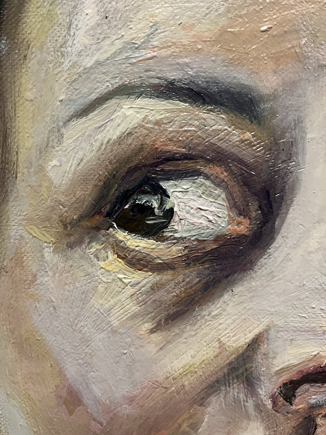 À travers la vitre